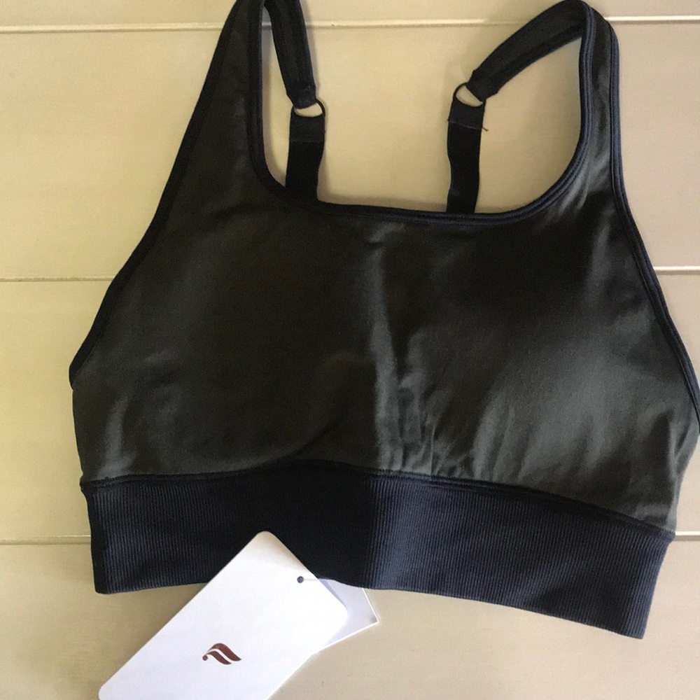 Fabletics Eliza Seamless Sports Bra II